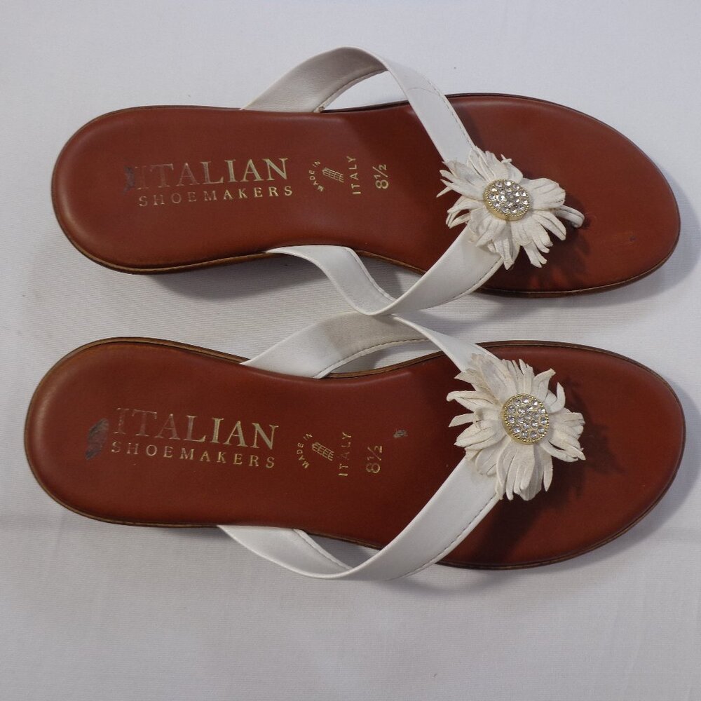 Italian Shoemakers White Leather Flat Floral Flip Flop Sandals Women's Size 8.5